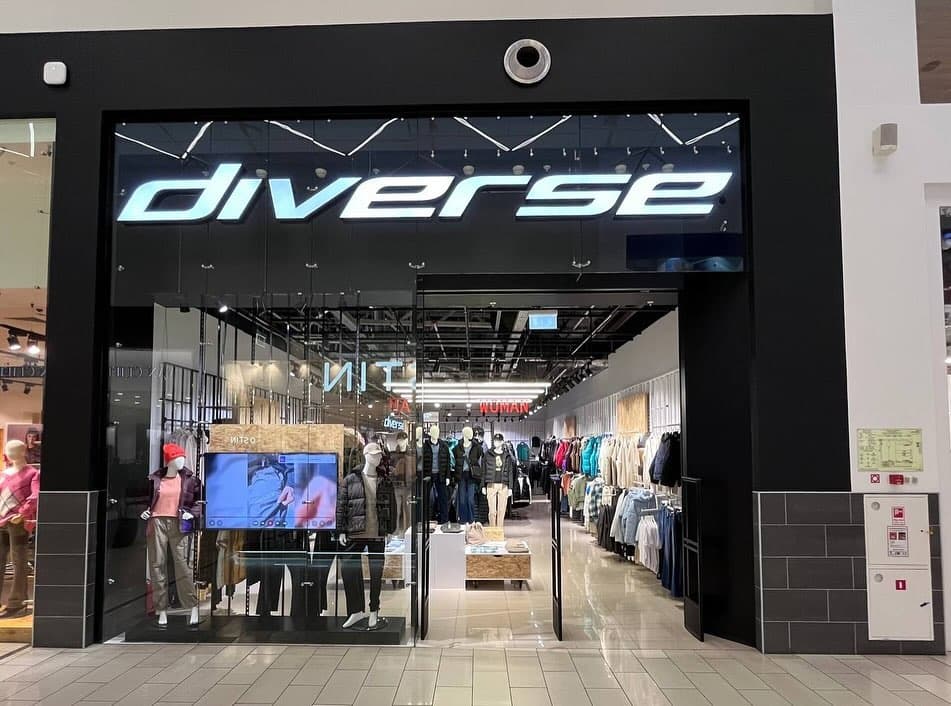 Фасад магазина Diverse в ТЦ «Мега Уфа»